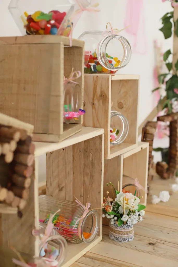 Présentoir en bois à bonbons artisanaux à louer